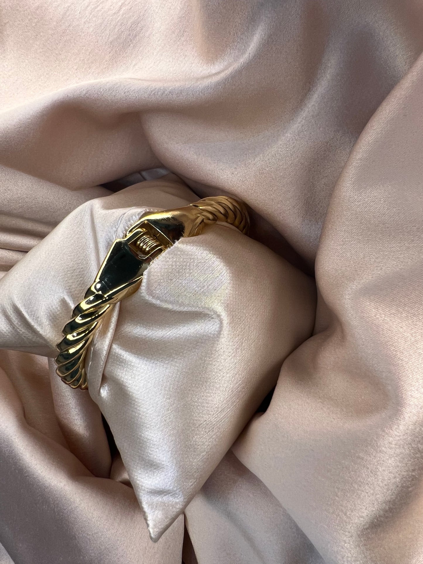 Lion Head Bracelet